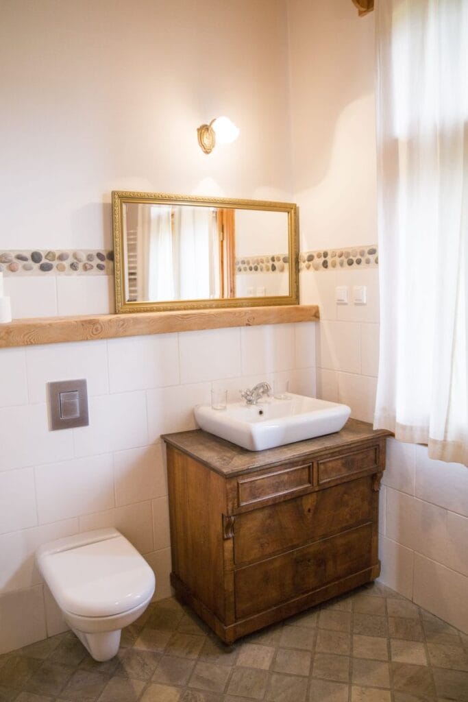 Joga Siodmy Las lazienka